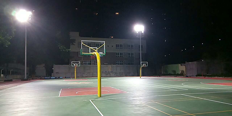 籃球場館照明