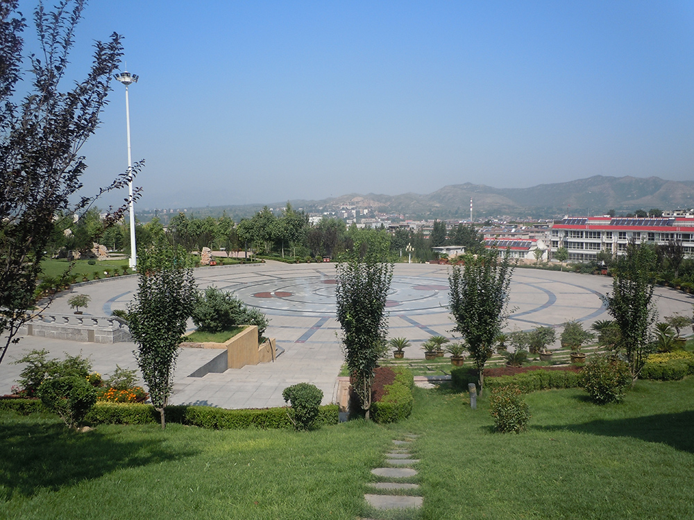 公園廣場(chǎng)